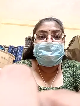 Snapshot of LAVERNIYA_ chatting on 03-20-25, 02:53 LAVERNIYA  online show from 03-20-25, 02:53