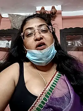 Snapshot of LAVERNIYA_ chatting on 03-21-25, 06:51 LAVERNIYA  online show from 03-21-25, 06:51