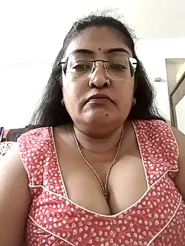 Snapshot of LAVERNIYA_ chatting on 09-20-25, 10:05 LAVERNIYA  online show from 09-20-25, 10:05
