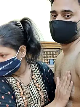 IND COUPLE1 online show from 02-05-25, 02:59