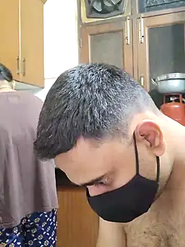 IND COUPLE1 online show from 02-21-25, 03:43