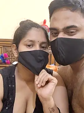 IND COUPLE1 online show from 03-05-25, 07:27