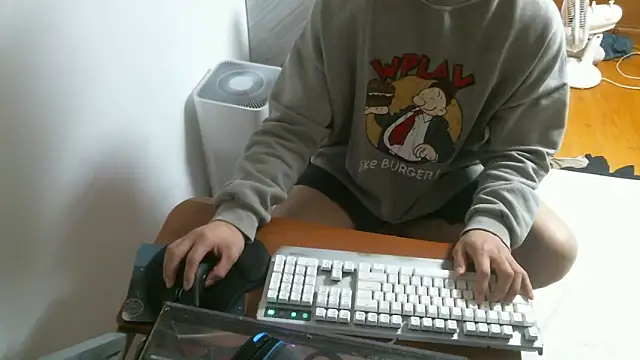 Stellan 0412 online show from 02-10-26, 04:16