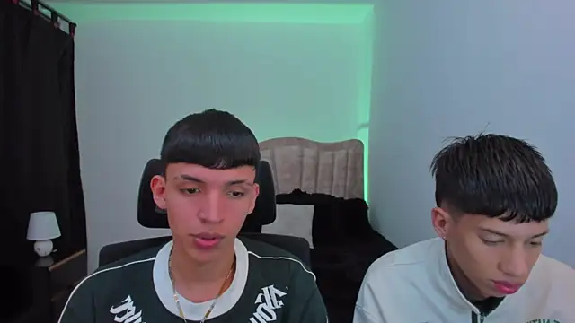 Juan Nd Steven online show from 09-13-25, 03:28