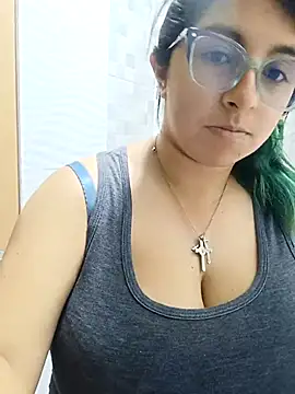  Angelinaandrade  online show from 09-18-25, 01:18