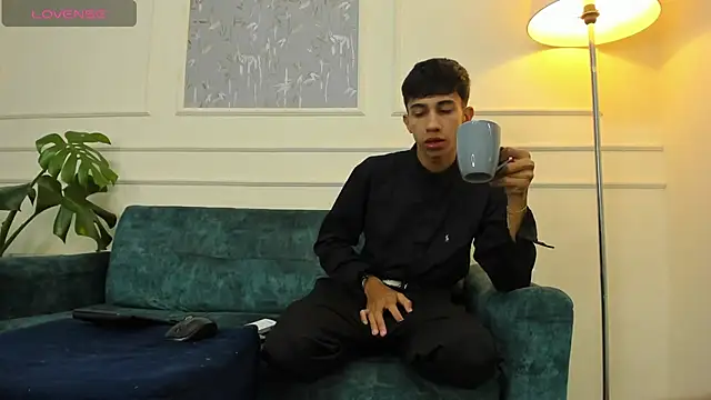Lucian Davi online show from 01-30-25, 12:59