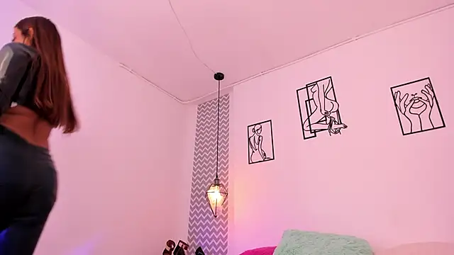 ari amisi online show from 02-25-26, 05:11