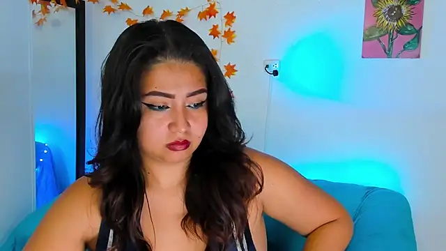 LiahDiaz online show from 12-15-24, 07:21