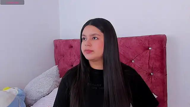 skyhotgirll online show from 04-25-26, 06:38