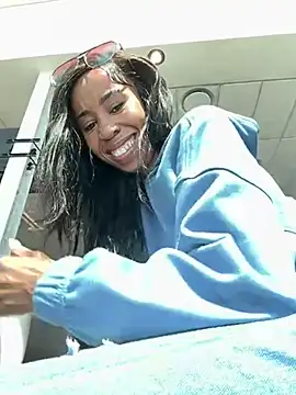 Snapshot of Dime-__ chatting on 01-28-25, 09:08 Dime- online show from 01-28-25, 09:08