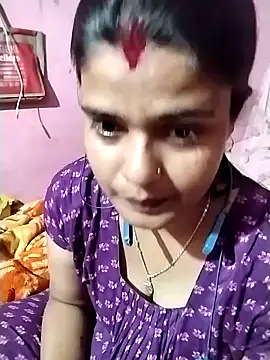 Hot Pakhi online show from 01-02-25, 01:51