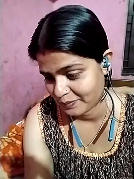 Hot Pakhi online show from 01-04-25, 04:54