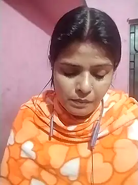 Hot Pakhi online show from 01-07-25, 03:46