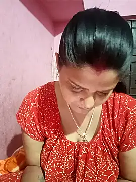 Hot Pakhi online show from 01-08-25, 10:06