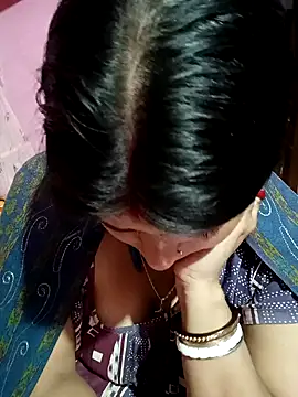 Hot Pakhi online show from 01-11-25, 02:58