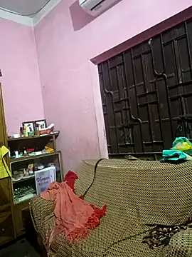 Hot Pakhi online show from 01-13-25, 06:38