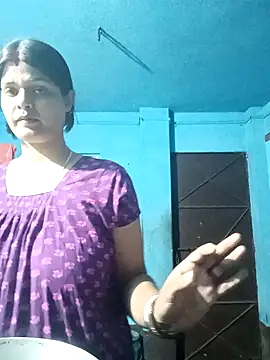 Hot Pakhi online show from 01-13-25, 12:02