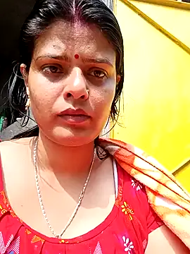 Hot Pakhi online show from 01-15-25, 05:29
