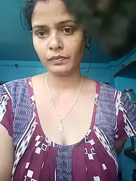 Hot Pakhi online show from 01-17-25, 04:49