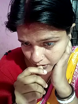 Hot Pakhi online show from 01-20-25, 02:03