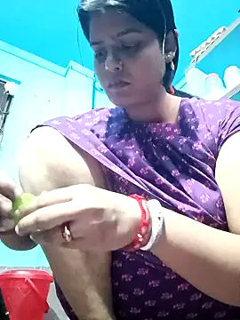 Hot Pakhi online show from 01-28-25, 11:28