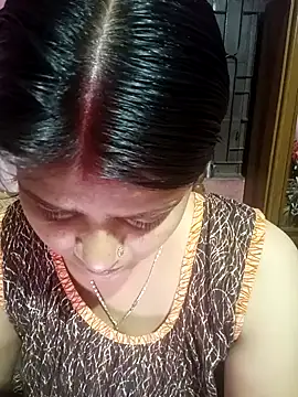 Hot Pakhi online show from 02-04-25, 02:43