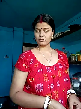 Hot Pakhi online show from 02-05-25, 06:24