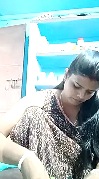 Hot Pakhi online show from 02-11-25, 02:46