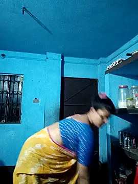 Hot Pakhi online show from 02-11-25, 04:24