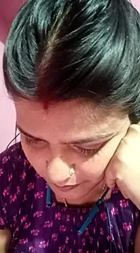Hot Pakhi online show from 02-13-25, 03:46