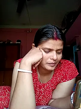 Hot Pakhi online show from 02-17-25, 04:53