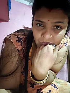 Hot Pakhi online show from 11-13-25, 04:50