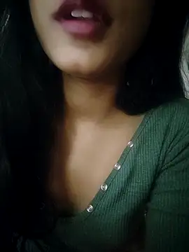 Snapshot of Hot_Goldengirl chatting on 02-28-25, 07:35 Hot Goldengirl online show from 02-28-25, 07:35