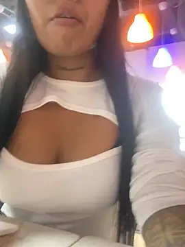 Snapshot of luisa16xxx chatting on 01-22-25, 08:49 luisa16xxx online show from 01-22-25, 08:49