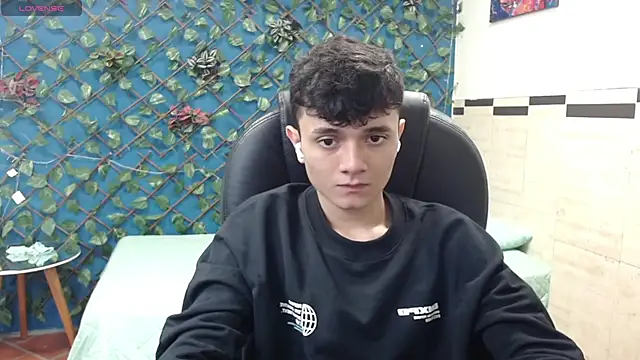 Waturox online show from 02-14-25, 07:12