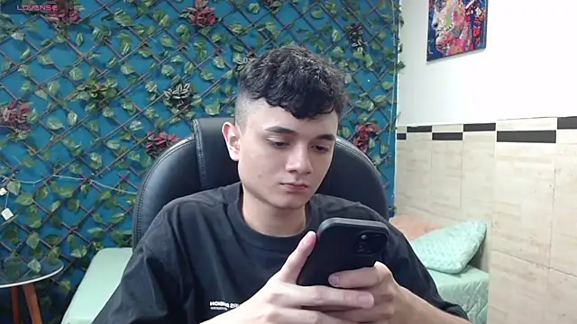 Waturox online show from 02-21-25, 07:32