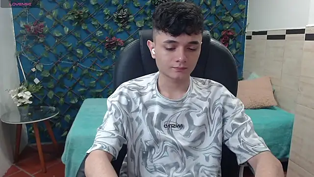 Waturox online show from 03-13-25, 06:45