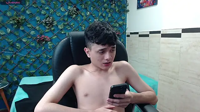 Waturox online show from 03-21-25, 10:17