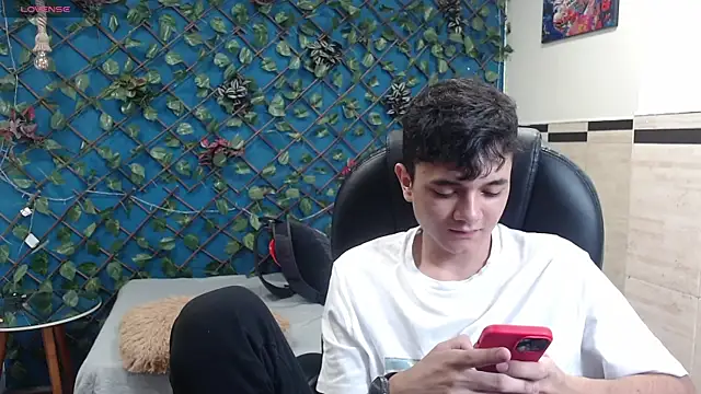 Waturox online show from 10-01-25, 06:47