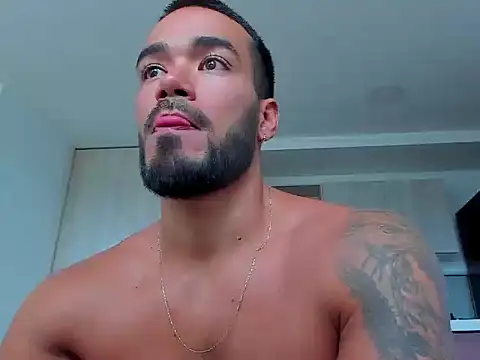 Snapshot of Alexander_Martines chatting on 04-24-26, 09:17 Alexander Martines online show from 04-24-26, 09:17
