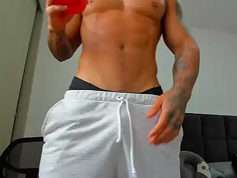 Snapshot of Alexander_Martines chatting on 05-10-26, 04:12 Alexander Martines online show from 05-10-26, 04:12