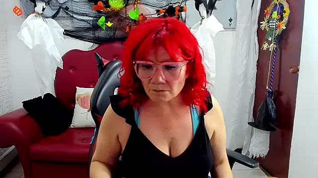 Salomeediaz  online show from 10-21-25, 09:04