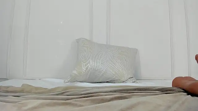 Snapshot of Mariapettit chatting on 01-23-25, 12:09 Mariapettit online show from 01-23-25, 12:09