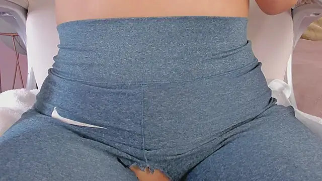 Mariapettit online show from 04-22-26, 12:28