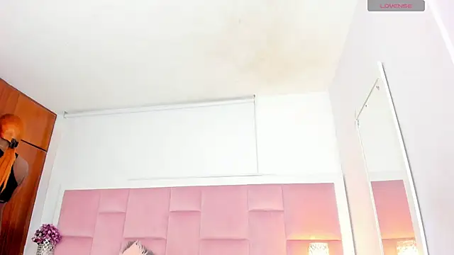 DaphneLloyd online show from 12-10-24, 02:05