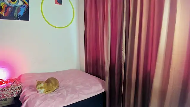 Snapshot of nicole_volkov chatting on 02-06-25, 10:43 nicole volkov online show from 02-06-25, 10:43