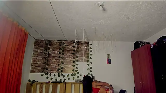 Snapshot of nicole_volkov chatting on 11-19-25, 06:24 nicole volkov online show from 11-19-25, 06:24