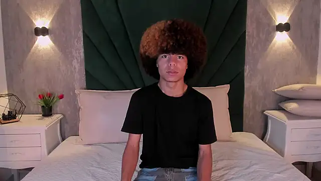 Alexiis Etereo online show from 02-05-26, 07:29