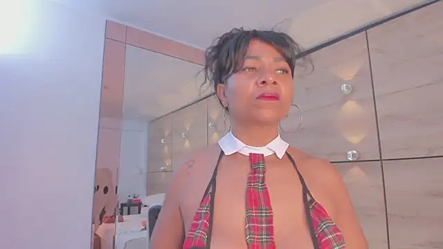 martina touss online show from 10-20-25, 11:43