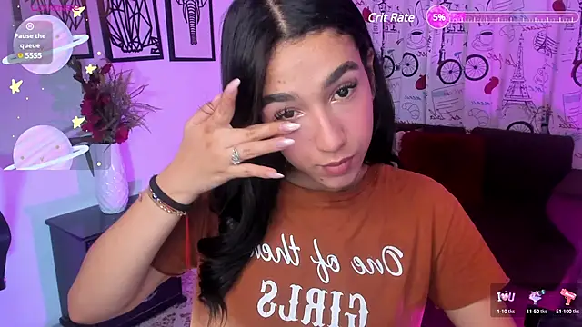 Snapshot of SaraaMills chatting on 03-07-25, 08:11 SaraaMills online show from 03-07-25, 08:11